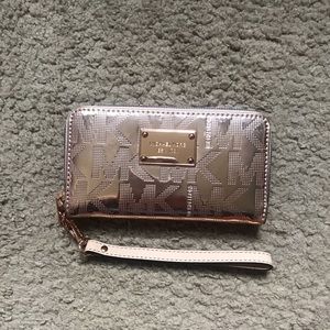 Rose Gold Michael Kors Wristlet